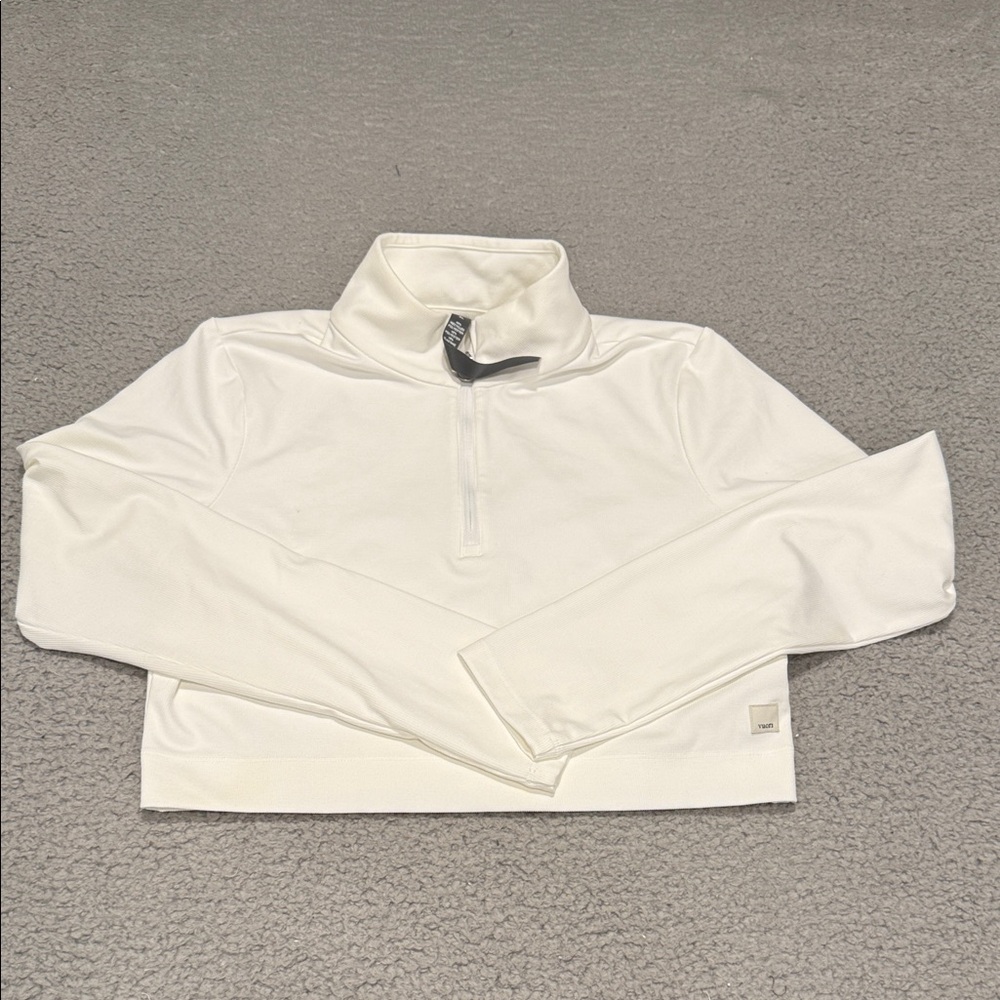 VUORI powder blue cropped 1/2 zip pull over long sleeve VW294 White Sweater - Picture 3 of 9